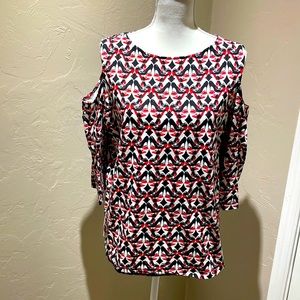 CHICOS BLACK AND RED high heel theme shirt size 2